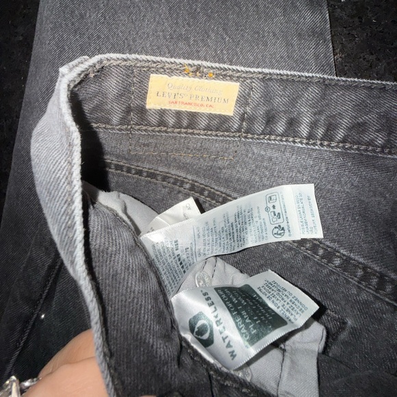 UEC LEVI’S 501 BLACK DENIM STRAIGHT JEANS WITH SILVER STUDS UP OUTER LEG 29x32 - Picture 13 of 15